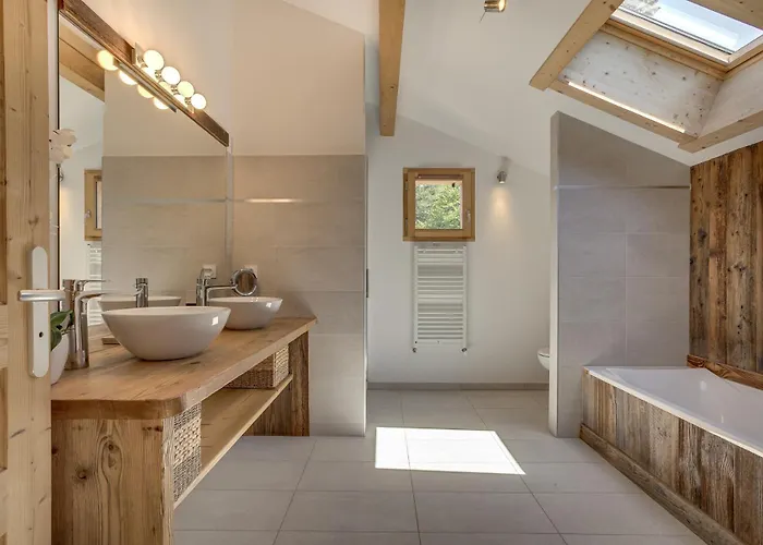 Domek alpejski Planards 2 *